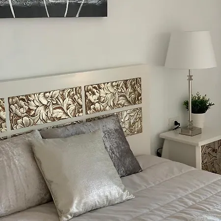 度假居 Duplex Penthouse Panoramic Del Atlantico 阿德耶